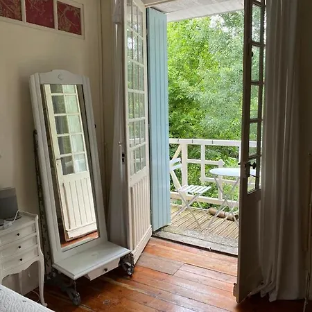Villa Maison De Charme Sur Charente Pres D'angouleme *